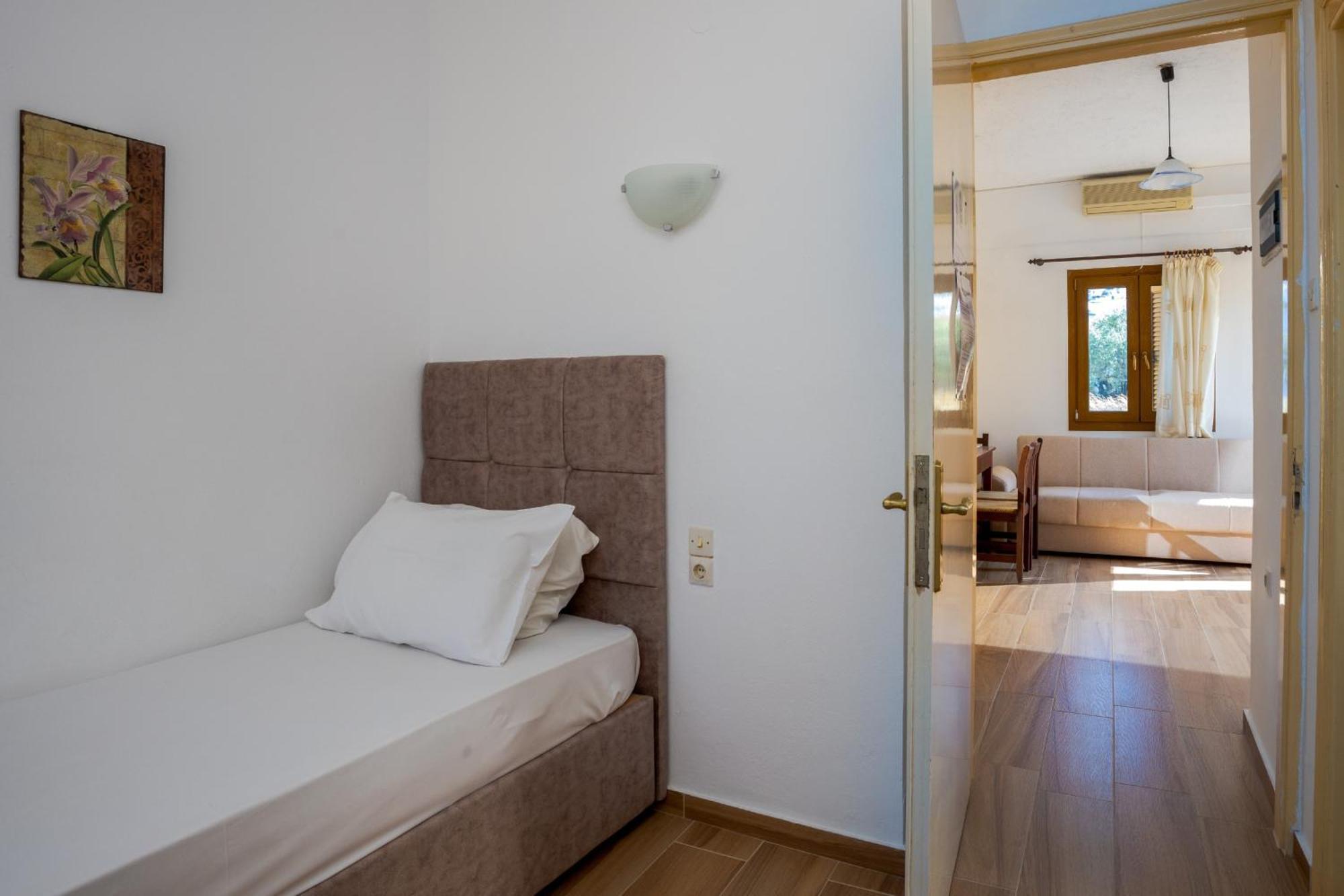 Bellino Apartments "Adults Only" Limenas Chersonisou Exterior foto