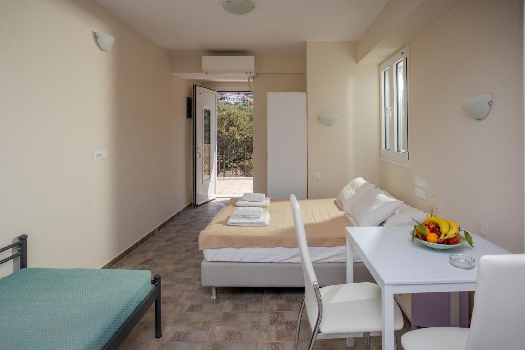 Bellino Apartments "Adults Only" Limenas Chersonisou Exterior foto
