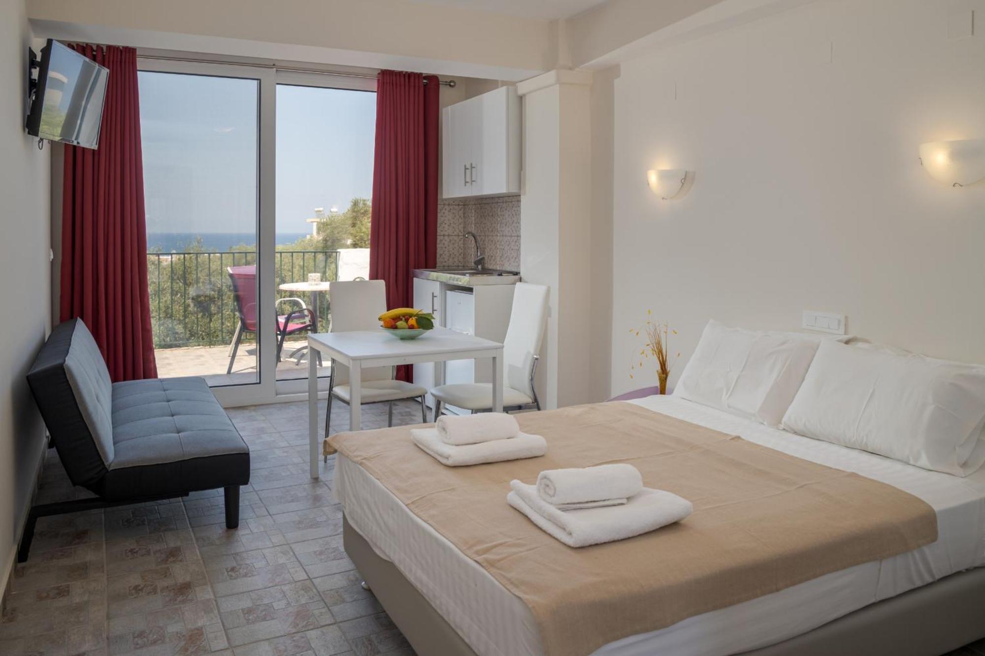 Bellino Apartments "Adults Only" Limenas Chersonisou Exterior foto