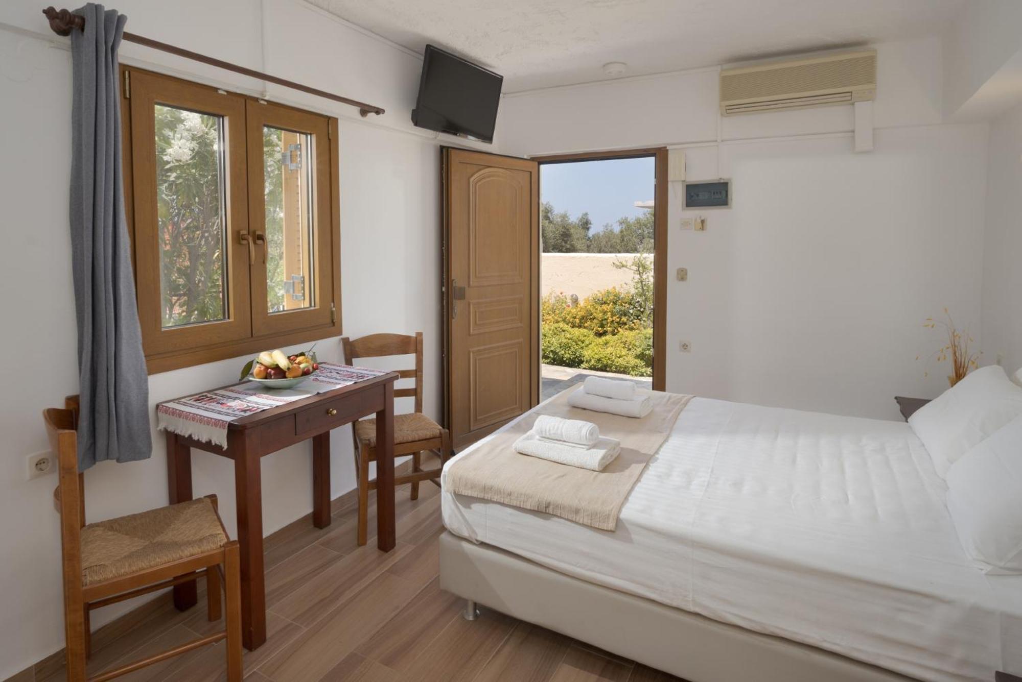 Bellino Apartments "Adults Only" Limenas Chersonisou Exterior foto